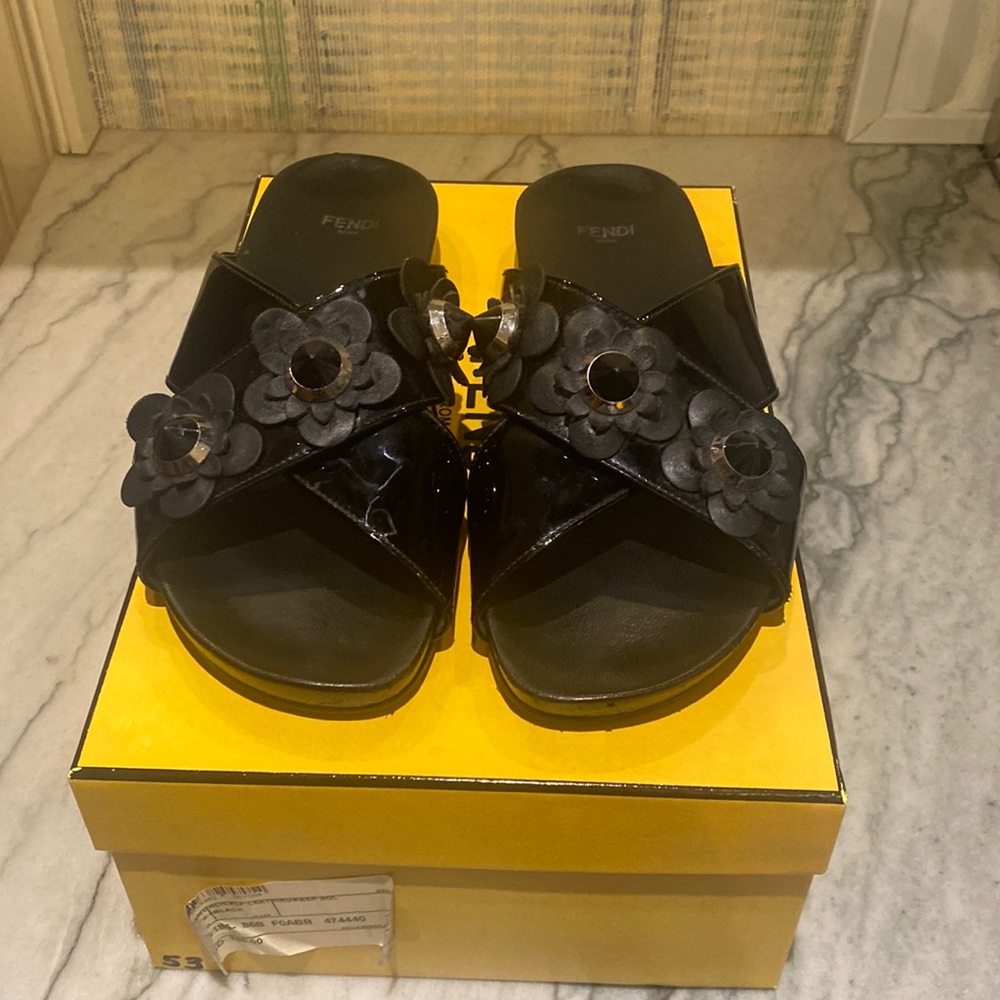 Fendi Flowerland Black Sandal
